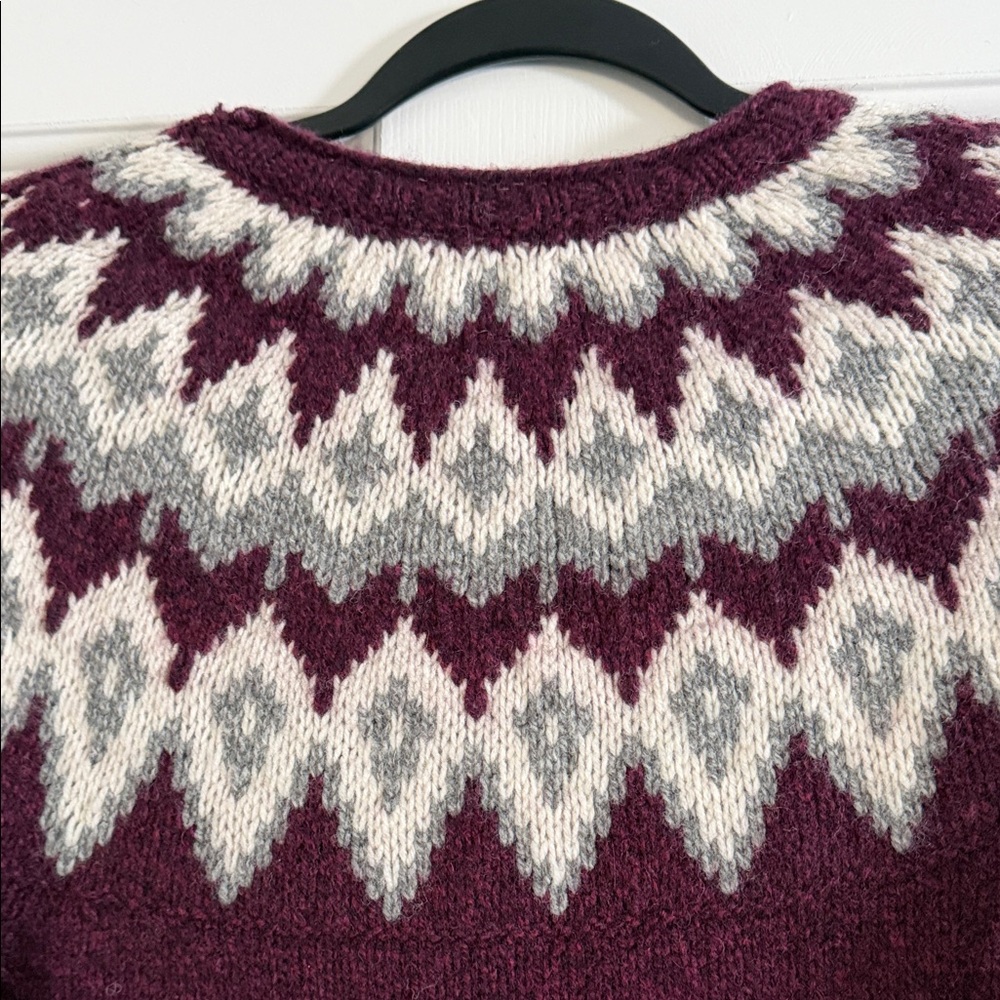 L.L. Bean Women's Burgundy 100% Lambswool Sweater Womens Small
Bundle discount - Picture 4 of 5